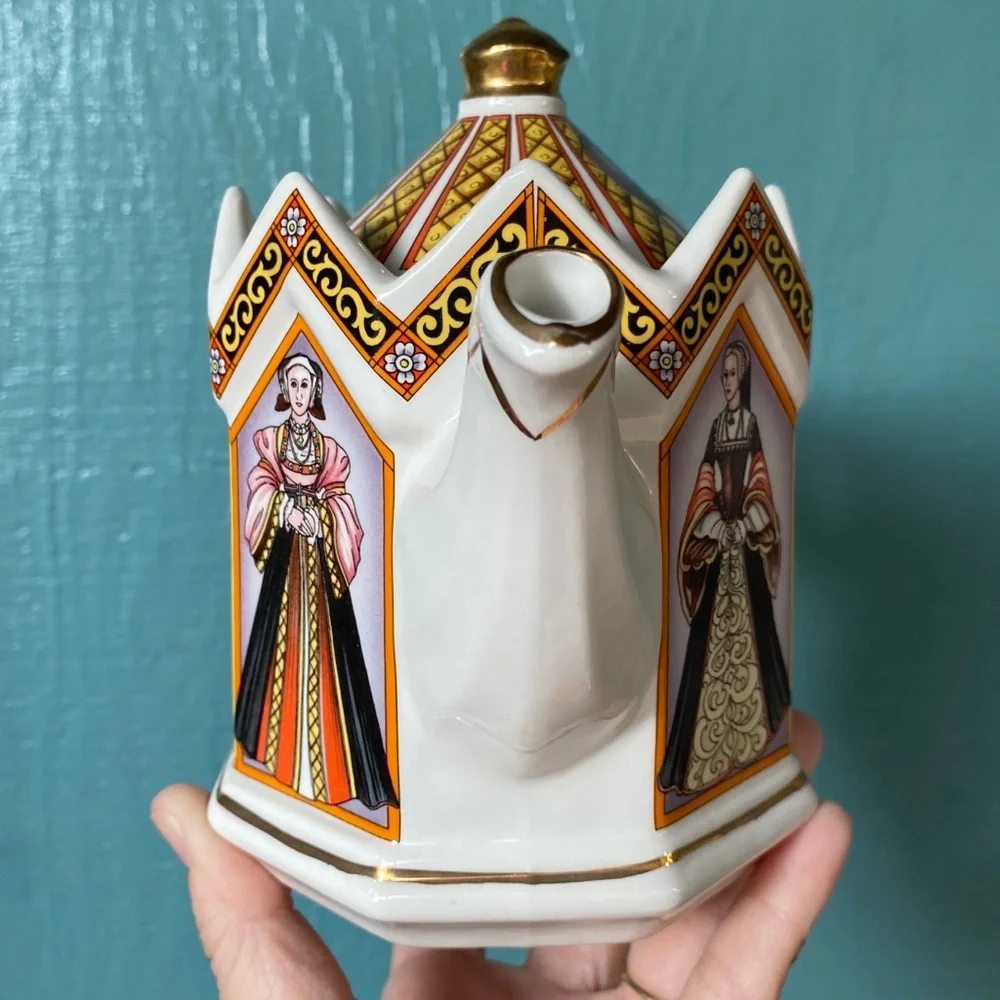 King Henry VIII and his 6 wives vintage Sadler Teapot - Picture 2 of 9